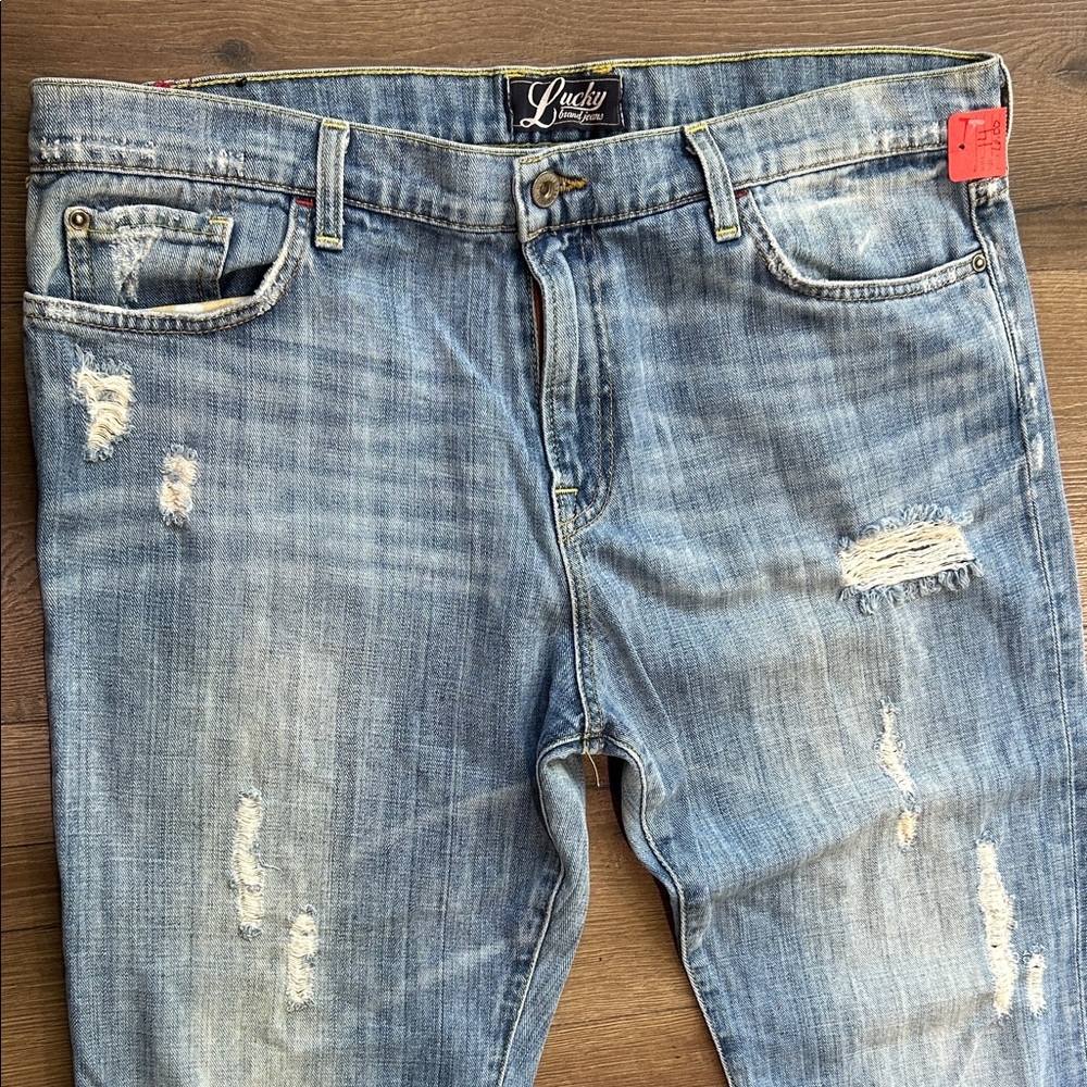 Lucky Brand Light Blue Distressed Straight Jeans !! 14/32 - Picture 3 of 6